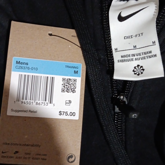 NIKE DRIFITHOODIE & JOGGERSNEW WITH TAGS